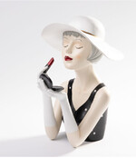 Statuetă stilată cu pălărie albă – 30cm